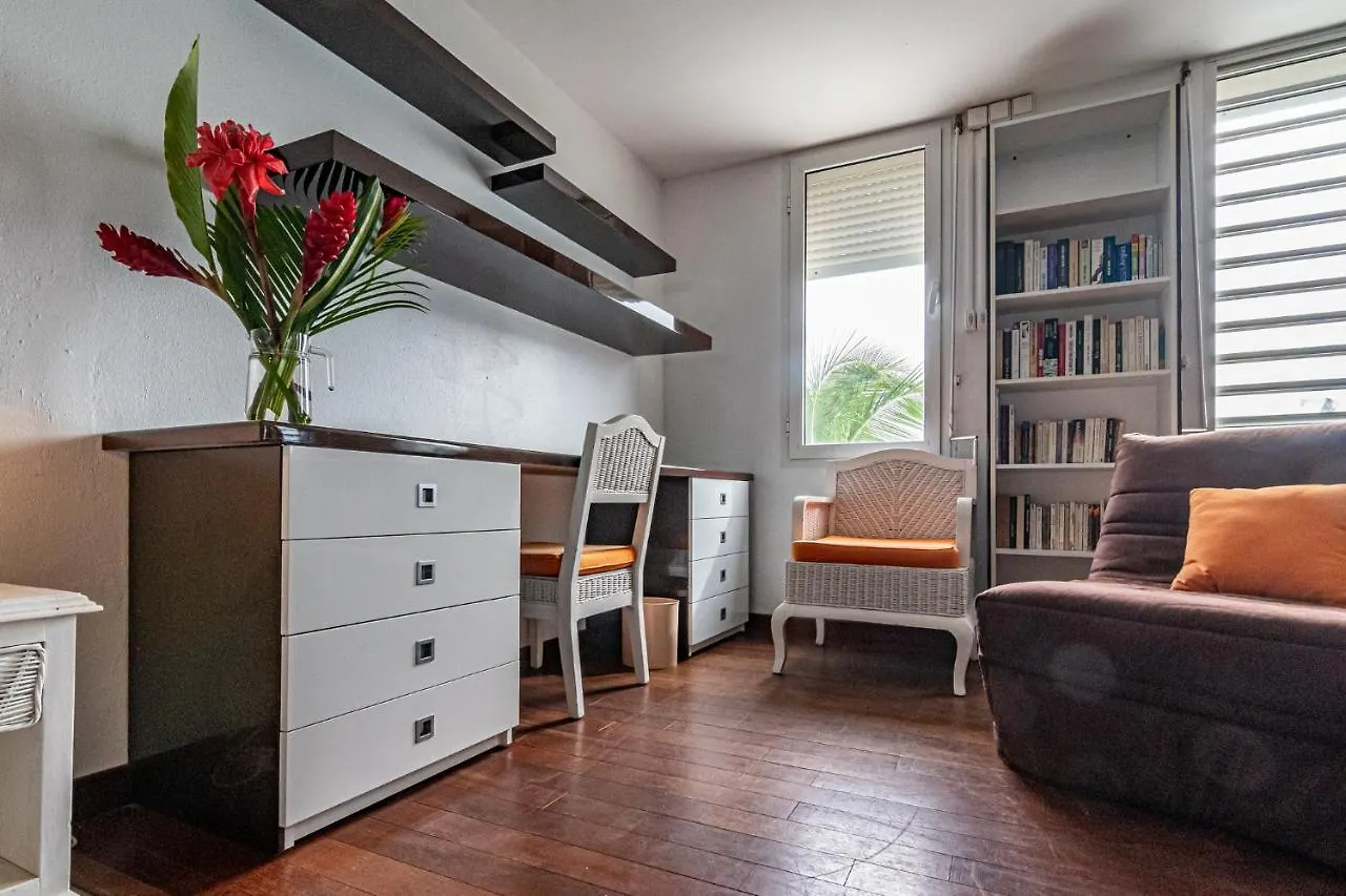 Studio En Duplex , Face A La Mer Le Gosier  Apartamento